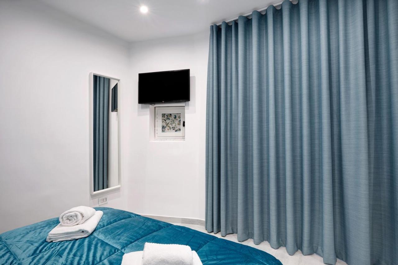 Апартаменты Ampolla House Неаполь Экстерьер фото