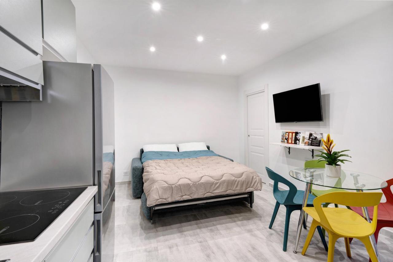 Апартаменты Ampolla House Неаполь Экстерьер фото